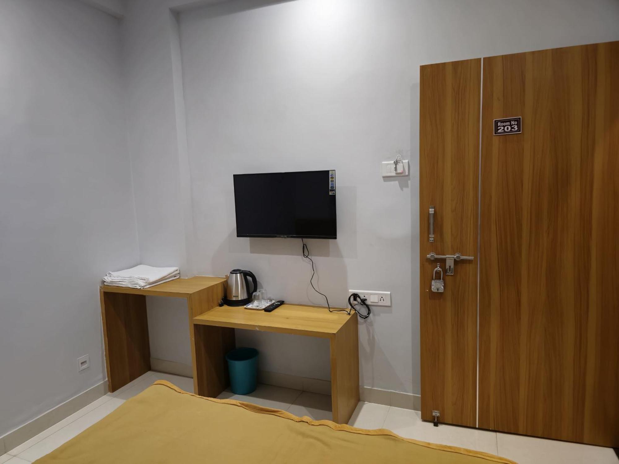 Vivanta Inn Lodge, Solapur Zewnętrze zdjęcie