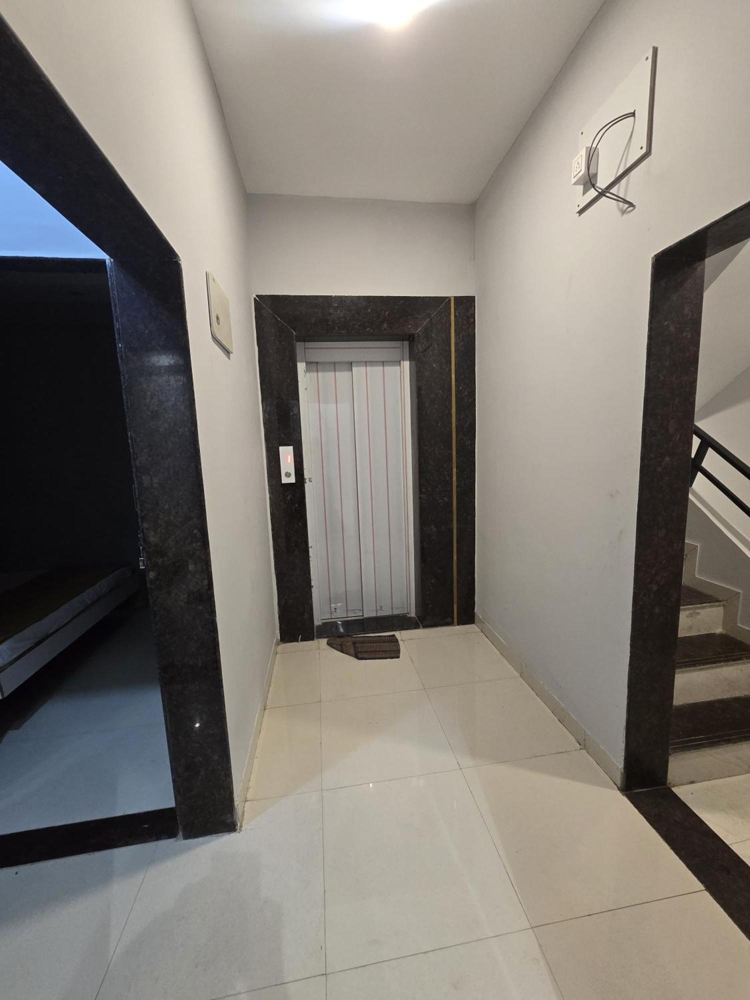 Vivanta Inn Lodge, Solapur Zewnętrze zdjęcie